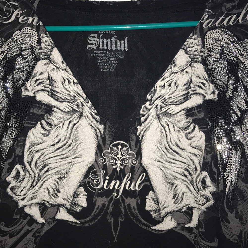 Long sleeve Sinful tee